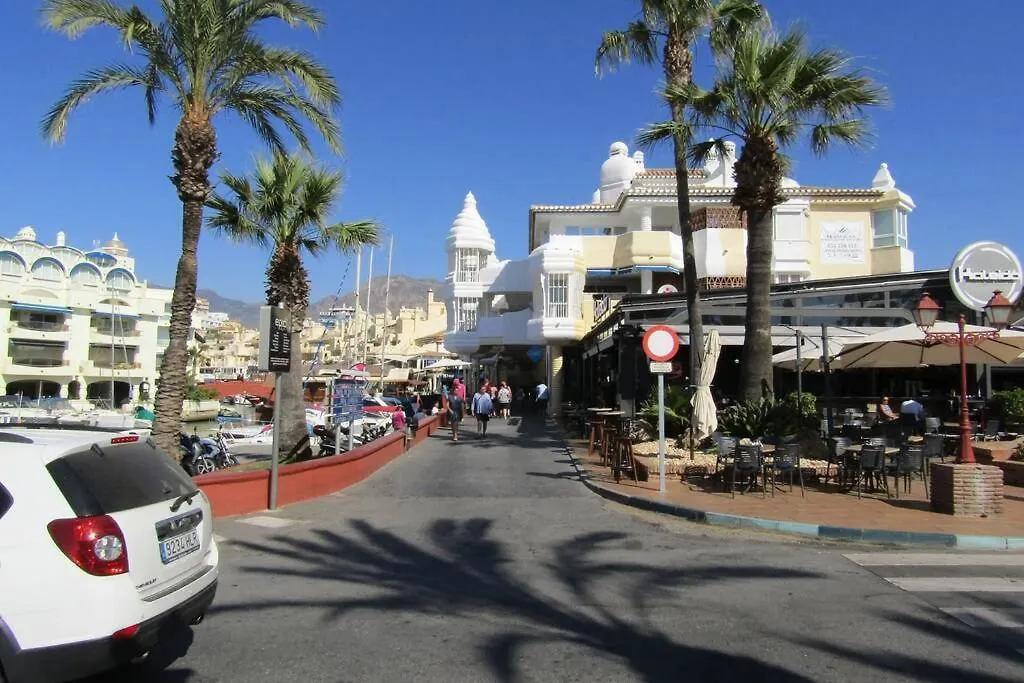Vacaciones En Puerto Marina Benalmadena